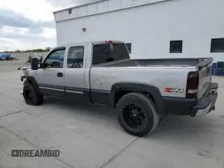 2004 Chevrolet Silverado 1500 Z71 with VIN 1GCEK19T84Z154525, listed as a Copart auction lot 54240895 with 228,359 mi miles and Salvage Title. Bid and sale history available at DreamBid. Image 2.