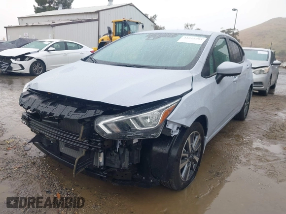 2024 Nissan Versa SV z VIN 3N1CN8EV1RL882882, wystawiony jako IAAI lot #41522203 z przebiegiem 4 673 mil mil oraz . Historia ofert i sprzedaży dostępna na DreamBid. Obrazek 19.