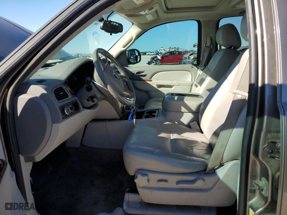2012 Chevrolet Suburban LT with VIN 1GNSCJE06CR210902, listed as a Copart auction lot 79961054 with 226,615 mi miles and Clean Title. Bid and sale history available at carsss.com. Image 7.