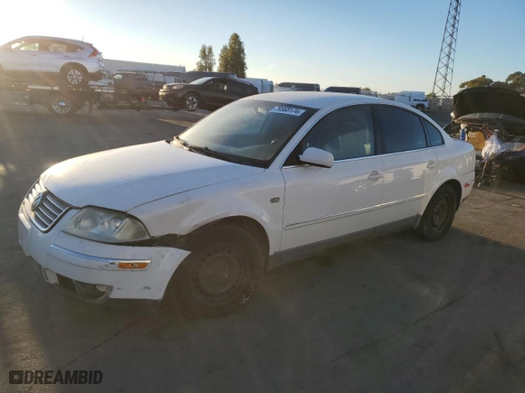 2002 Volkswagen Passat GLS with VIN WVWPD63B02P367932, listed as a Copart auction lot 79568174 with 252,329 mi miles and Salvage Title. Bid and sale history available at carsss.com. Image 1.