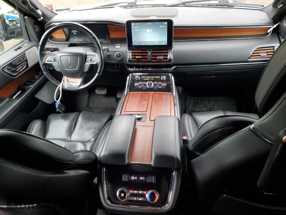 2018 Lincoln Navigator Reserve with VIN 5LMJJ2LT7JEL06922, listed as a Copart auction lot 57246425 with 113,259 mi miles and Salvage title. Bid and sale history available at DreamBid. Image 8.
