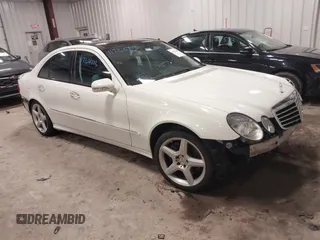 2009 Mercedes-Benz E-Class Luxury 3.5L with VIN WDBUF87X69B418161, listed as a IAAI auction lot 41722403 with 102,618 mi miles. Bid and sale history available at carsss.com. Image 1.