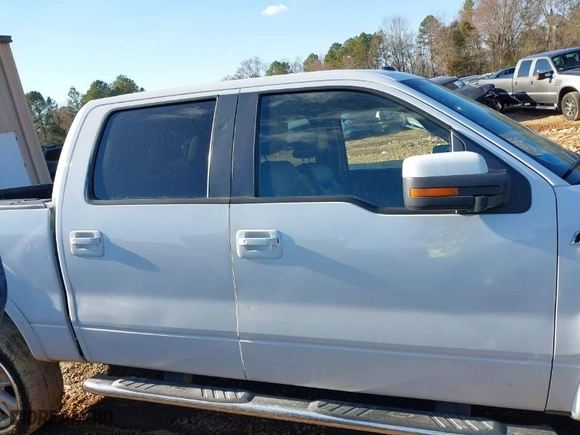 2010 Ford F-150 XL with VIN 1FTFW1EV4AFB70539, listed as a IAAI auction lot 41623542 with 210,322 mi miles. Bid and sale history available at carsss.com. Image 13.