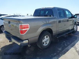 2011 Ford F-150 XL with VIN 1FTEW1CM3BFA73985, listed as a IAAI auction lot 41948818 with 84,436 mi miles. Bid and sale history available at carsss.com. Image 4.