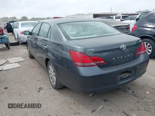 2008 Toyota Avalon XL with VIN 4T1BK36B78U264104, listed as a IAAI auction lot 41934012 with 193,881 mi miles. Bid and sale history available at carsss.com. Image 3.