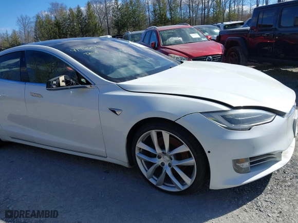 2016 Tesla Model S 90D with VIN 5YJSA1E2XGF171288, listed as a IAAI auction lot 41766075 with 112,927 mi miles. Bid and sale history available at carsss.com. Image 6.