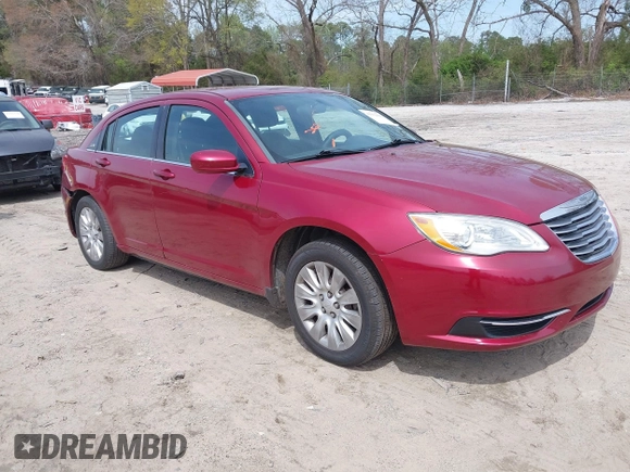 2014 Chrysler 200 LX z VIN 1C3CCBAB1EN209312, wystawiony jako IAAI lot #41932302 z przebiegiem 143 335 mil mil oraz . Historia ofert i sprzedaży dostępna na DreamBid. Obrazek 1.