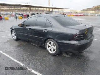 2005 Mercedes-Benz C 240 with VIN WDBRF61J25A790966, listed as a IAAI auction lot 41506319 with 190,131 mi miles and . Bid and sale history available at DreamBid. Image 3.