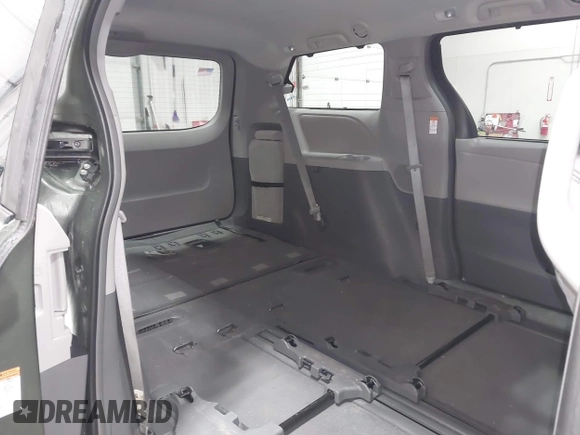 2019 Toyota Sienna LE Auto Access Seat with VIN 5TDKZ3DCXKS012628, listed as a IAAI auction lot 41666314 with 72,428 mi miles and . Bid and sale history available at DreamBid. Image 8.