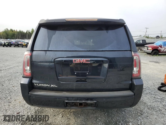 2015 GMC Yukon XL SLT with VIN 1GKS2HKCXFR244997, listed as a Copart auction lot 72238344 with 333,740 mi miles and Clean Title. Bid and sale history available at carsss.com. Image 6.