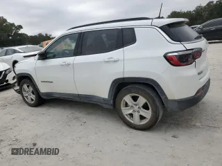 2022 Jeep Compass Altitude with VIN 3C4NJCBB0NT182568, listed as a Copart auction lot 85894384 with 43,571 mi miles and Salvage title. Bid and sale history available at DreamBid. Image 2.