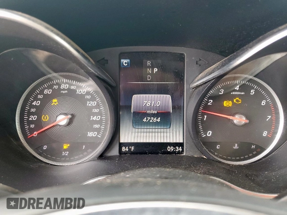 2018 Mercedes-Benz C 300 with VIN 55SWF4KBXJU258929, listed as a Copart auction lot 64697985 with 47,264 mi miles and Clean title. Bid and sale history available at DreamBid. Image 9.
