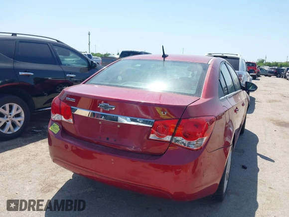 2014 Chevrolet Cruze 2LT z VIN 1G1PE5SB9E7325636, wystawiony jako IAAI lot #41991679 z przebiegiem 103 492 mil mil oraz . Historia ofert i sprzedaży dostępna na DreamBid. Obrazek 4.