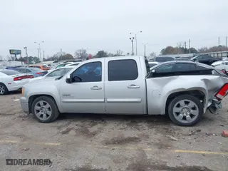 2011 GMC Sierra 1500 SLE with VIN 3GTP1VE03BG167260, listed as a IAAI auction lot 41421749 with 207,341 mi miles. Bid and sale history available at carsss.com. Image 14.