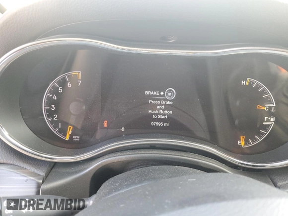 2020 Jeep Grand Cherokee Altitude z VIN 1C4RJFAG2LC257778, wystawiony jako Copart lot #53754825 z przebiegiem 97 595 mil mil oraz Szkoda całkowita • Salvage title. Historia ofert i sprzedaży dostępna na DreamBid. Obrazek 9.