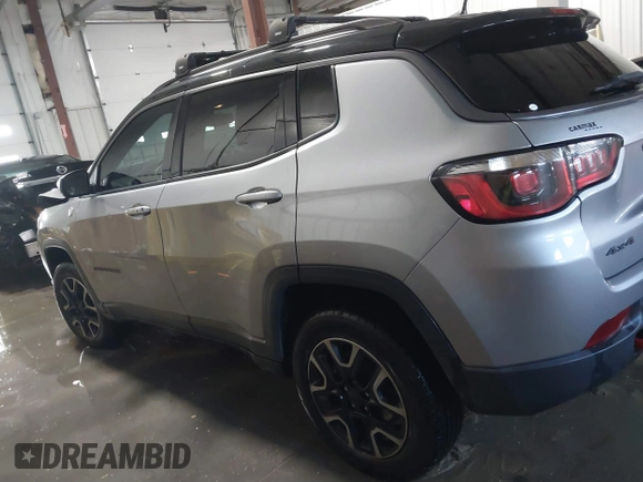 2019 Jeep Compass Trailhawk with VIN 3C4NJDDB9KT765459, listed as a IAAI auction lot 41319891 with 83,860 mi miles and . Bid and sale history available at carsss.com. Image 15.