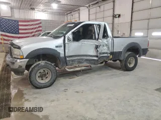 2002 Ford Super Duty F-250 XL with VIN 1FTNX21L52EC85287, listed as a Copart auction lot 88920205 with 0 mi miles and Salvage Title. Bid and sale history available at carsss.com. Image 1.