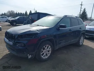 2014 Jeep Cherokee Latitude with VIN 1C4PJMCS5EW227639, listed as a IAAI auction lot 41629640 with 153,430 mi miles. Bid and sale history available at carsss.com. Image 18.