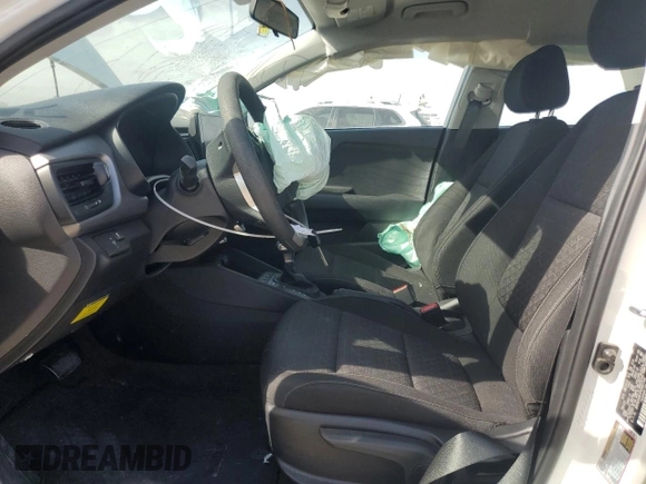 2023 Kia Rio S z VIN 3KPA24AD1PE597734, wystawiony jako Copart lot #49138195 z przebiegiem 11 796 mil mil oraz Szkoda całkowita • Salvage title. Historia ofert i sprzedaży dostępna na DreamBid. Obrazek 7.