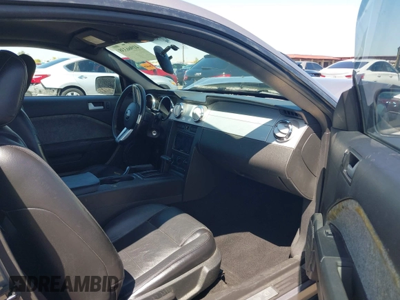 2006 Ford Mustang Standard with VIN 1ZVFT80N365232838, listed as a IAAI auction lot 41966338 with 144,454 mi miles. Bid and sale history available at carsss.com. Image 5.