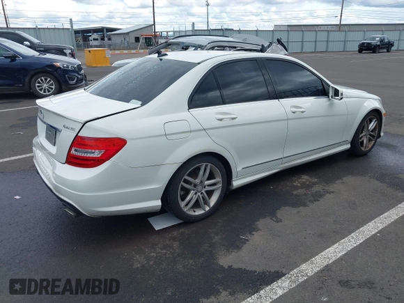 2012 Mercedes-Benz C 300 Sport with VIN WDDGF8BB3CR212908, listed as a IAAI auction lot 41831269 with 152,346 mi miles and . Bid and sale history available at DreamBid. Image 4.