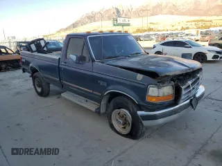 1993 Ford F-250 with VIN 2FTHF26G0PCB45950, listed as a Copart auction lot 81768714 with 0 mi miles and Salvage Title. Bid and sale history available at carsss.com. Image 4.