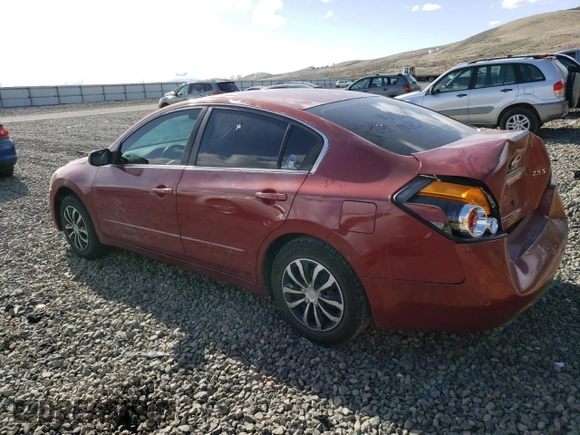 2008 Nissan Altima 2.5 S with VIN 1N4AL21E78C190252, listed as a Copart auction lot 51867155 with 136,940 mi miles and Salvage Title. Bid and sale history available at carsss.com. Image 2.