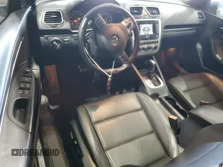 2014 Volkswagen Eos Komfort with VIN WVWBW8AH8EV000316, listed as a Copart auction lot 52208485 with 124,338 mi miles and Salvage Title. Bid and sale history available at DreamBid. Image 8.