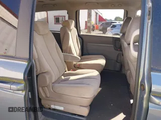 2008 Kia Sedona LX with VIN KNDMB233586224399, listed as a IAAI auction lot 42151998 with 161,787 mi miles. Bid and sale history available at carsss.com. Image 8.