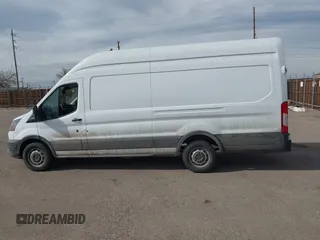 2023 Ford Transit Cargo с VIN 1FTBR3X81PKA69869, выставлен на аукционе IAAI как лот 41490532 с пробегом 38 808 миль миль и . История ставок и продаж доступна на DreamBid. Изображение 14.