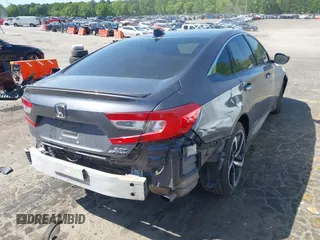 2020 Honda Accord Sport z VIN 1HGCV2F32LA020830, wystawiony jako IAAI lot #42048772 z przebiegiem 84 294 mil mil oraz . Historia ofert i sprzedaży dostępna na DreamBid. Obrazek 4.