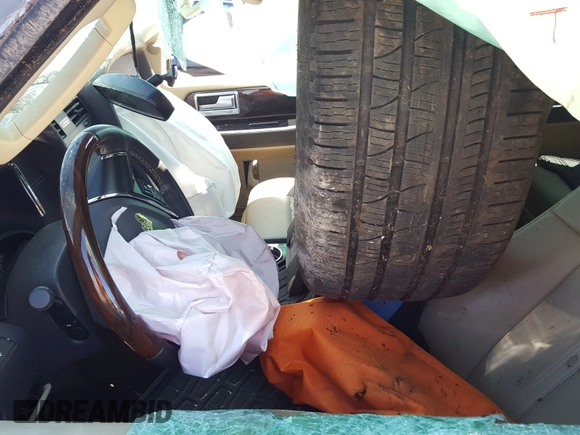 2016 Lincoln Navigator Reserve with VIN 5LMJJ2LT2GEL04567, listed as a Copart auction lot 37650040 with Not provided miles and Salvage title. Bid and sale history available at DreamBid. Image 5.