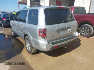 2007 Honda Pilot EX-L with VIN 5FNYF28787B043110, listed as a IAAI auction lot 41430655 with 151,451 mi miles. Bid and sale history available at carsss.com. Image 3.