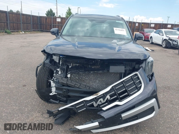 2025 Kia Telluride S with VIN 5XYP64GC0SG622891, listed as a IAAI auction lot 42781011 with 5,960 mi miles and . Bid and sale history available at DreamBid. Image 12.