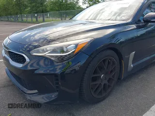 2018 Kia Stinger Premium z VIN KNAE25LAXJ6014856, wystawiony jako IAAI lot #42242842 z przebiegiem 86 091 mil mil oraz . Historia ofert i sprzedaży dostępna na DreamBid. Obrazek 18.