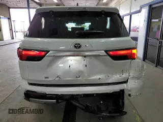2024 Toyota Sequoia SR5 with VIN 7SVAAABA5RX026603, listed as a Copart auction lot 76346654 with 14,644 mi miles and Salvage Title. Bid and sale history available at carsss.com. Image 6.