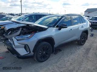 2024 Toyota RAV4 Hybrid XSE with VIN 2T3E6RFV0RW052121, listed as a IAAI auction lot 41591331 with 18,809 mi miles. Bid and sale history available at carsss.com. Image 17.