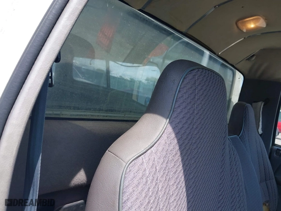 1996 Dodge Ram 1500 with VIN 1B7HC16Y1TS630096, listed as a IAAI auction lot 42095072 with 252,069 mi miles. Bid and sale history available at carsss.com. Image 8.