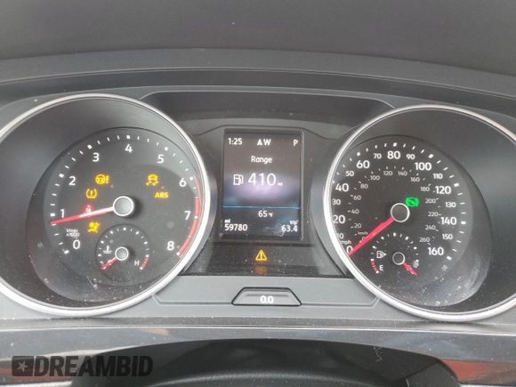 2018 Volkswagen Tiguan SEL with VIN 3VV3B7AX8JM083219, listed as a Copart auction lot 54275945 with 59,780 mi miles and Salvage title. Bid and sale history available at DreamBid. Image 9.