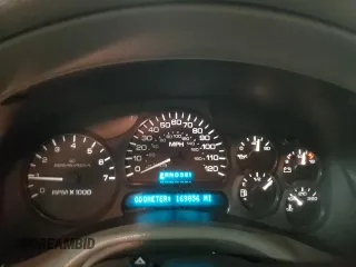 2002 Oldsmobile Bravada z VIN 1GHDT13S522107056, wystawiony jako Copart lot #86296454 z przebiegiem 169 856 mil mil oraz Tytuł czysty. Historia ofert i sprzedaży dostępna na DreamBid. Obrazek 9.