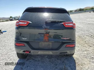2016 Jeep Cherokee Trailhawk с VIN 1C4PJMBS8GW352316, выставлен на аукционе Copart как лот 62519365 с пробегом 128 576 миль миль и Списание • Salvage title. История ставок и продаж доступна на DreamBid. Изображение 6.