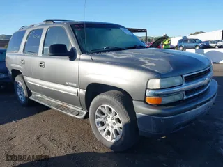 2001 Chevrolet Tahoe LT with VIN 1GNEC13T41J132352, listed as a IAAI auction lot 41490904 with 1 mi miles. Bid and sale history available at carsss.com. Image 1.
