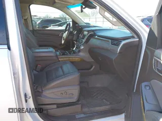2017 GMC Yukon XL Denali with VIN 1GKS2HKJ5HR355961, listed as a IAAI auction lot 41509991 with 204,474 mi miles. Bid and sale history available at carsss.com. Image 5.