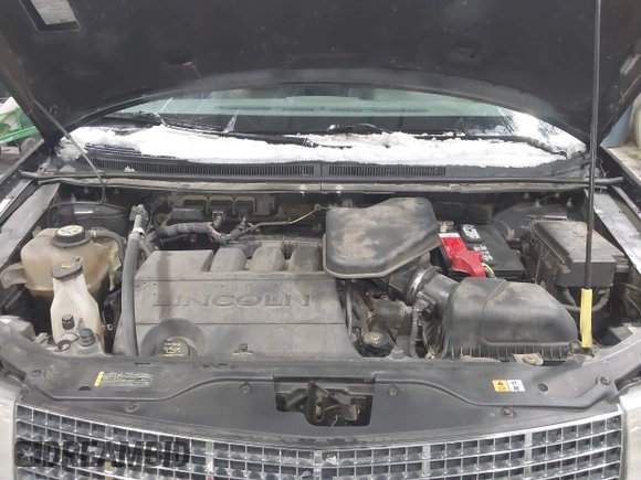 2008 Lincoln MKX with VIN 2LMDU68CX8BJ32572, listed as a IAAI auction lot 41271037 with 1 mi miles. Bid and sale history available at carsss.com. Image 10.