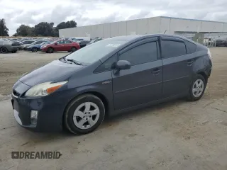 2011 Toyota Prius I z VIN JTDKN3DU8B5369946, wystawiony jako Copart lot #54795615 z przebiegiem 163 493 mil mil oraz Szkoda całkowita • Salvage title. Historia ofert i sprzedaży dostępna na DreamBid. Obrazek 1.