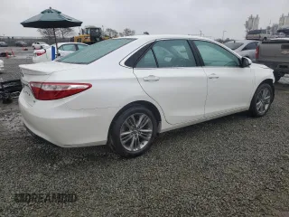 2017 Toyota Camry XLE with VIN 4T1BF1FK1HU393531, listed as a Copart auction lot 51310525 with 68,498 mi miles and Salvage Title. Bid and sale history available at carsss.com. Image 3.