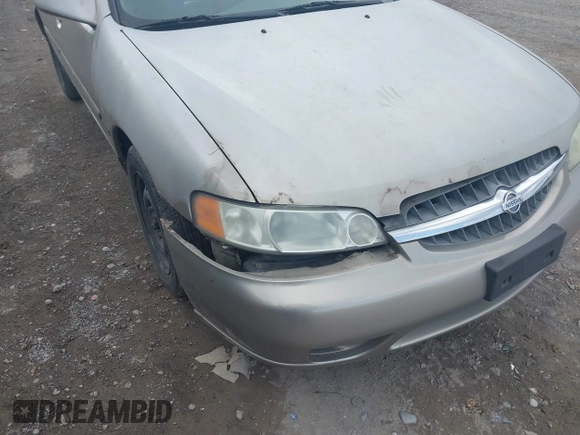 2001 Nissan Altima GXE with VIN 1N4DL01DX1C213778, listed as a IAAI auction lot 41230878 with 204,003 mi miles. Bid and sale history available at carsss.com. Image 6.