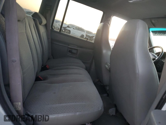 2000 Ford Explorer XLS z VIN 1FMZU72E9YZA98820, wystawiony jako Copart lot #87409634 z przebiegiem 190 297 mil mil oraz Czysty tytuł • Clean title. Historia ofert i sprzedaży dostępna na DreamBid. Obrazek 11.