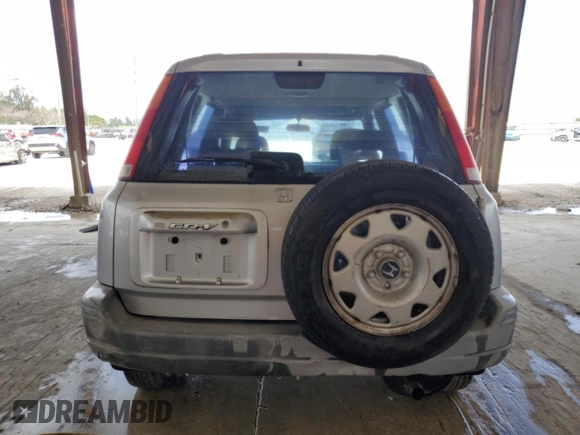 2001 Honda CR-V LX with VIN JHLRD28461C003132, listed as a Copart auction lot 51795695 with 133,027 mi miles and Salvage Title. Bid and sale history available at carsss.com. Image 6.