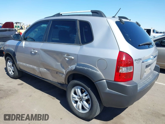2006 Hyundai Tucson GLS with VIN KM8JN12DX6U357128, listed as a IAAI auction lot 41816481 with 212,846 mi miles. Bid and sale history available at carsss.com. Image 3.